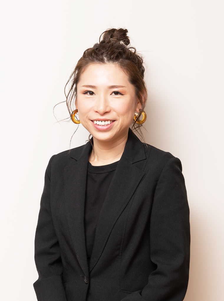 ネイル専攻の講師